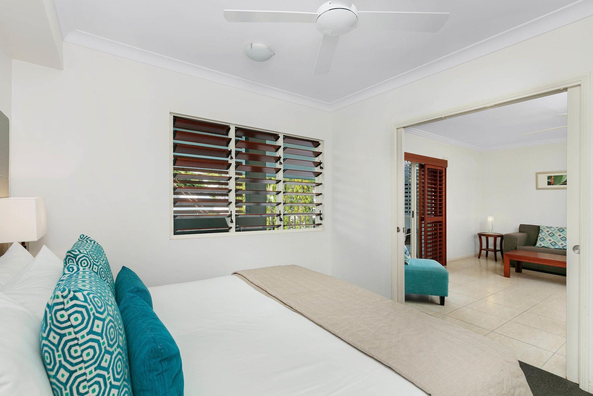 Aparthotel Mantra Aqueous On Port Port Douglas Exteriér fotografie