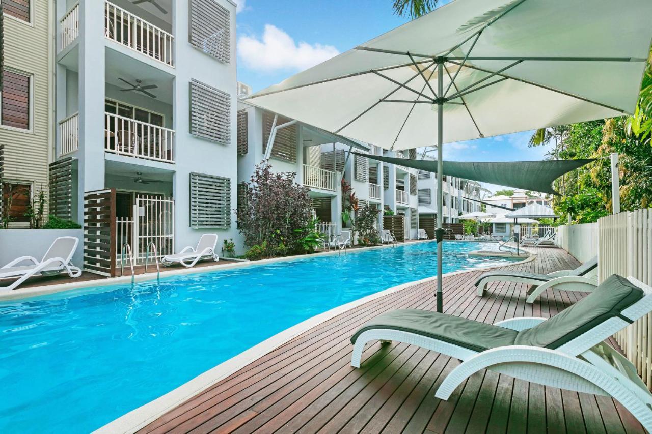 Aparthotel Mantra Aqueous On Port Port Douglas Exteriér fotografie