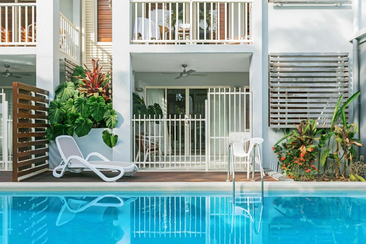 Aparthotel Mantra Aqueous On Port Port Douglas Exteriér fotografie