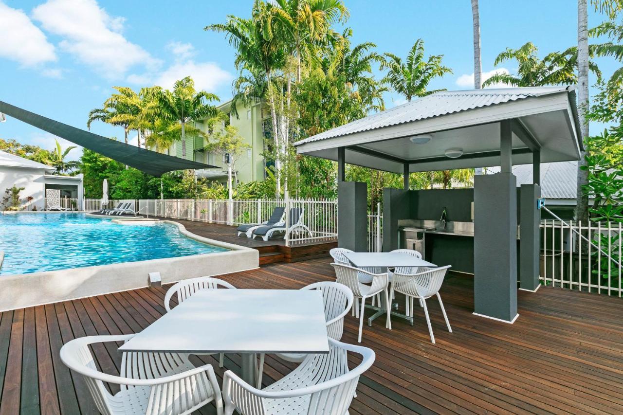 Aparthotel Mantra Aqueous On Port Port Douglas Exteriér fotografie